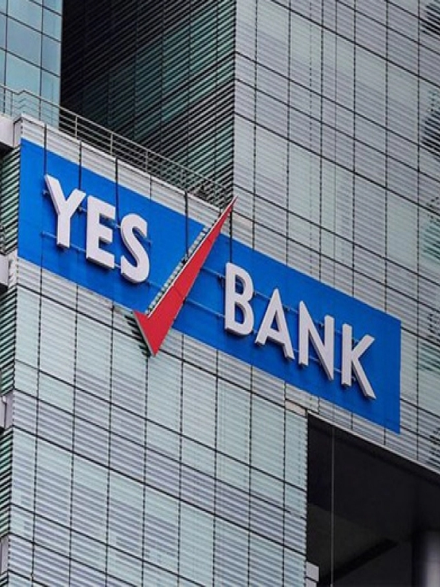 Mass layoffs at Yes Bank: 500 employees sacked  GVR