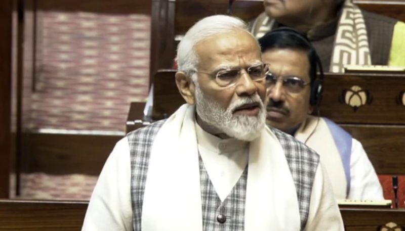 Cong ceased large chunks of countrys land to enemy, PM Modi alleges lns