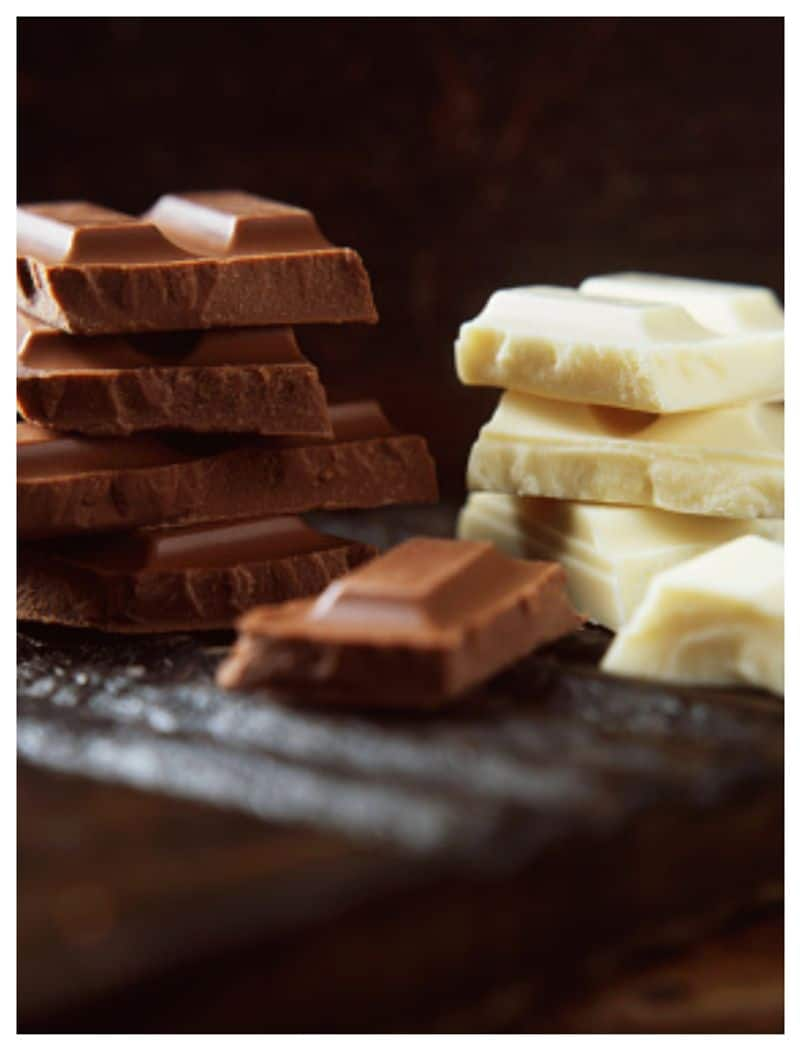 dark chocolate vs white chocolate which is healthier