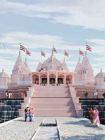 Earthquake measuring sensors in Abu Dhabi temple