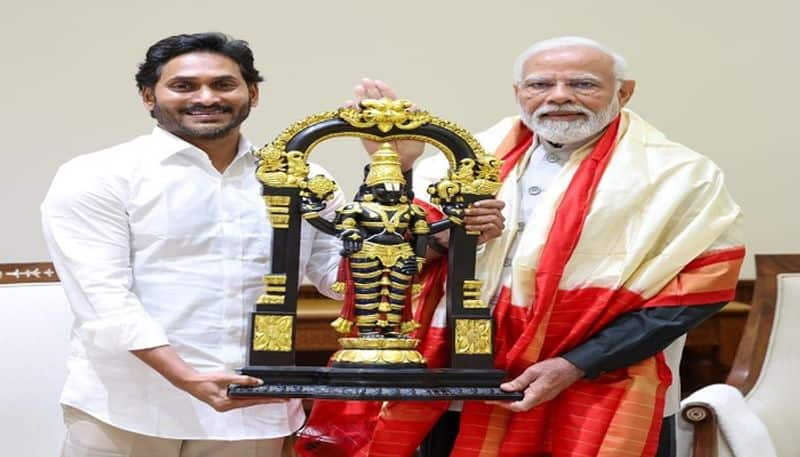 Andhra Pradesh Chief Minister Y.S. Jagan mohan Reddy meets Prime minister narendra modi lns