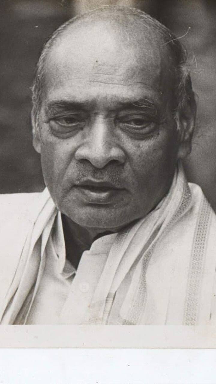 Bharat Ratna Narasimha Rao Former PM Who Reformed India Economy bharat-ratna-2024-winners-list iwh