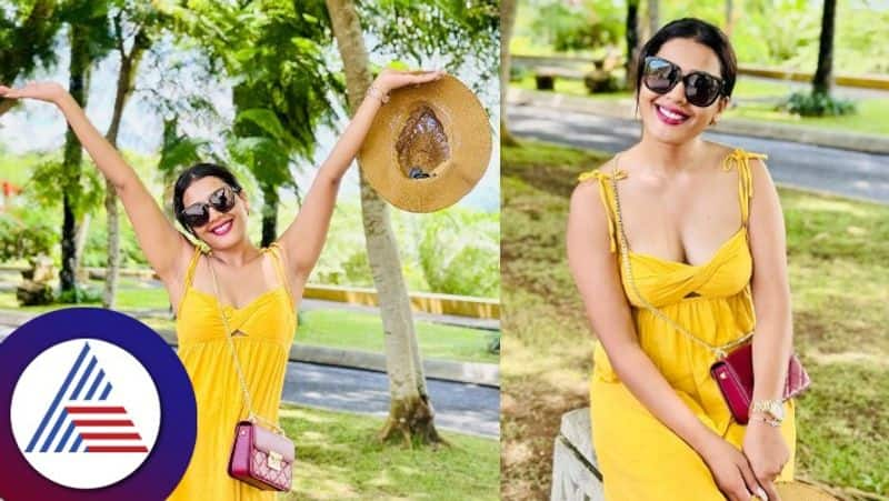 kannada serial actress sara annaiah bright photoshoot in yellow dress see her bold pics gvd