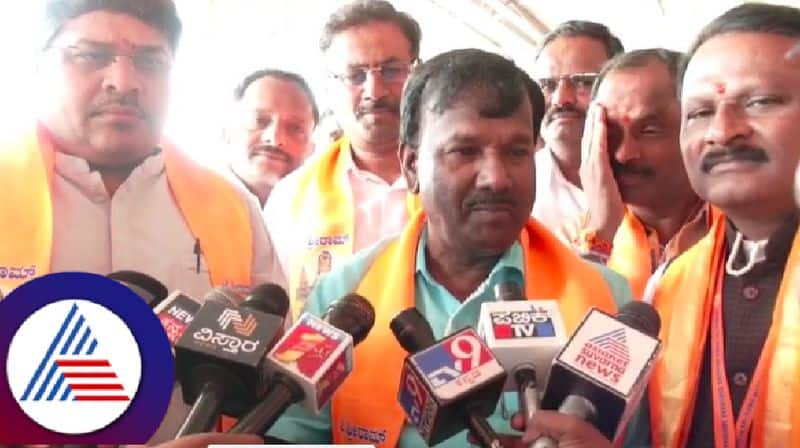 Union minister A Narayanaswamy outraged against Congress government at Chitradurga rav