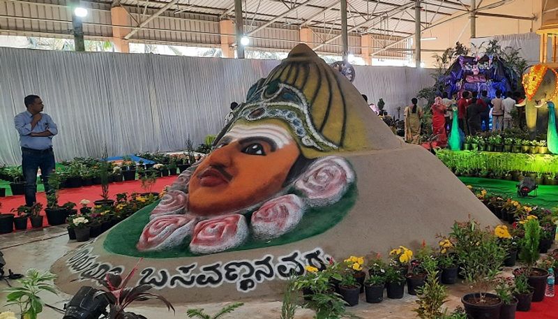 Flower show Held in Gadag grg