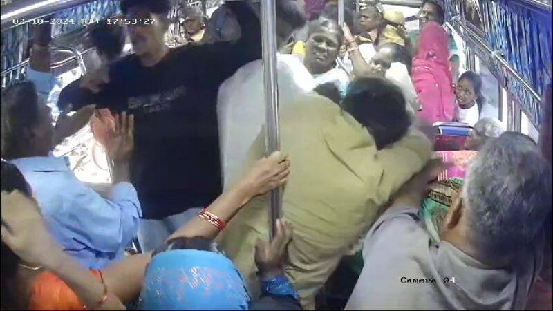 private bus conductor attacked by youngsters who use abusing words against women passenger in trichy vel