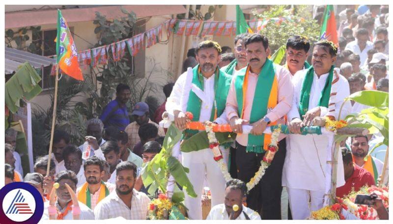 by vijayendra public meeting at chikkaballapur gow