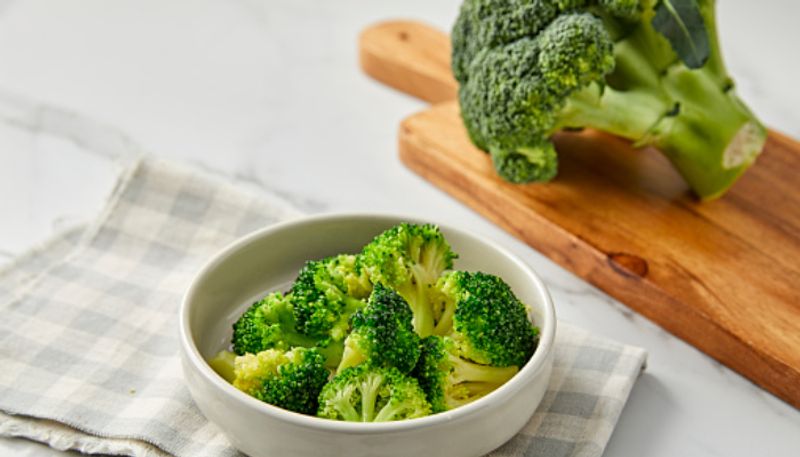 benefits of broccoli one must should know 