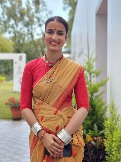 <p>आईएएस लघिमा तिवारी ने पहले प्रयास में ही बिना कोचिंग के यूपीएससी एग्जाम क्रैक किया। </p>
