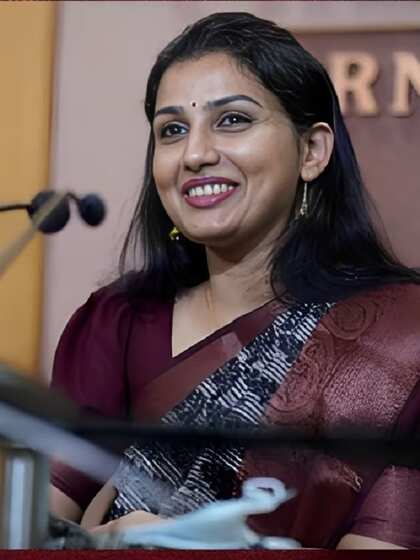 पिता सरकार नौकरी से रिटायर