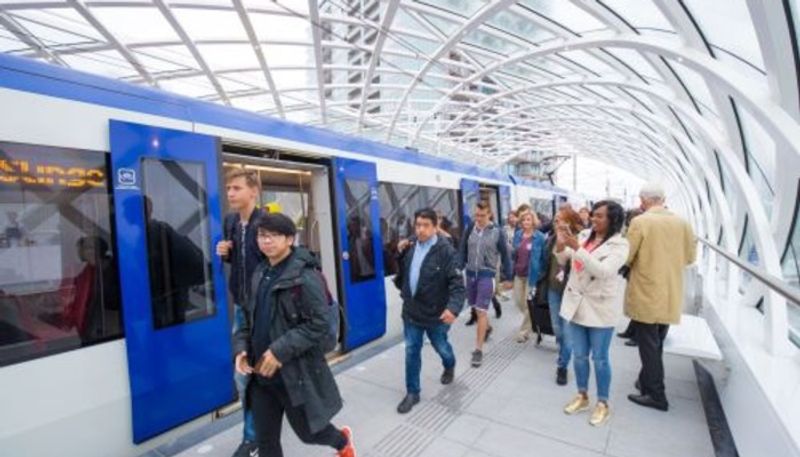 Protester takes over Hague station loudspeaker, Accuses Netherlands of complicity in Gaza genocide (WATCH) avv