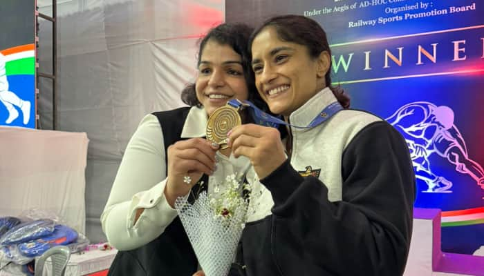 wrestler Sakshi Malik emotional response to Vinesh Phogat's disqualification in Paris Olympics 2024