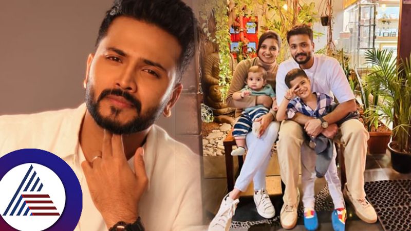 wedding anniversary of Agnisakshi actor Vijay revealed the face of their second child suc