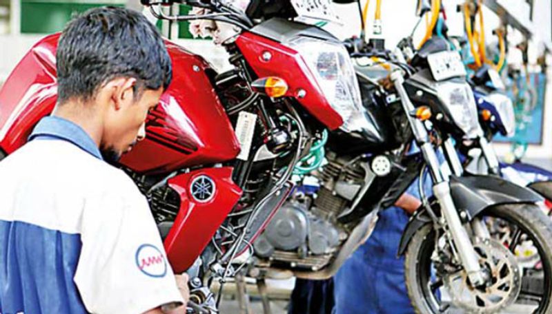 Top 8 ways to maintain the two wheeler for better experience ans