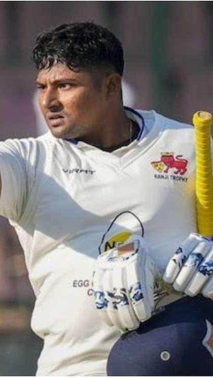 जिस पिता से सीखा क्रिकेट Sarfaraz Khan ने उन्हें दिया ऐसा गिफ्ट