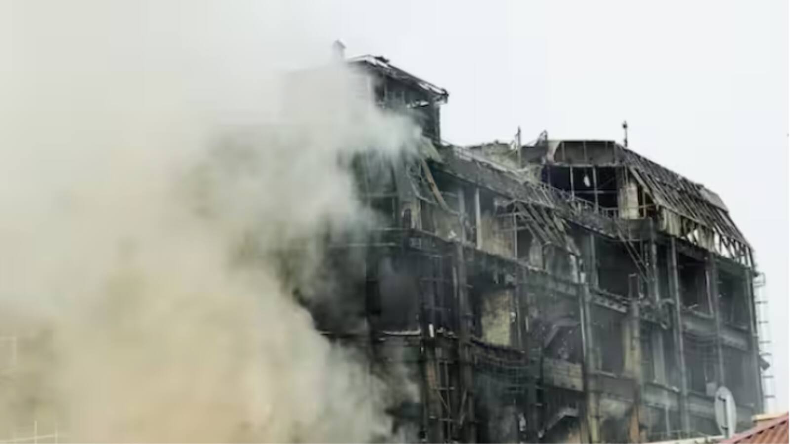 Delhi Paint Factory Fire 11 people killed 