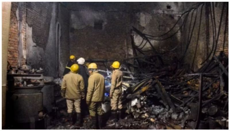 Fire Accident In Hyderabad koti KRJ