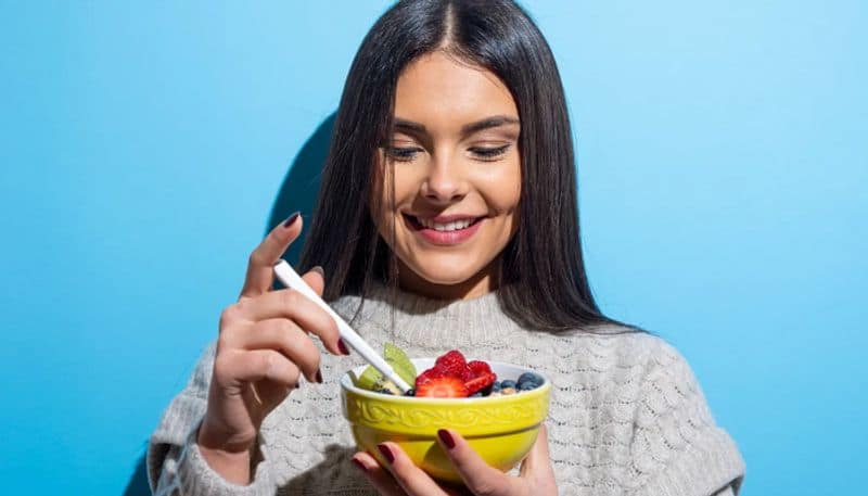 7 foods for young youthful skin 