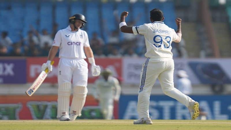 Indian team players are playing wearing black arm bands in memory of Oldest Test Cricketer Dattajirao Gaekwad Passed away rsk