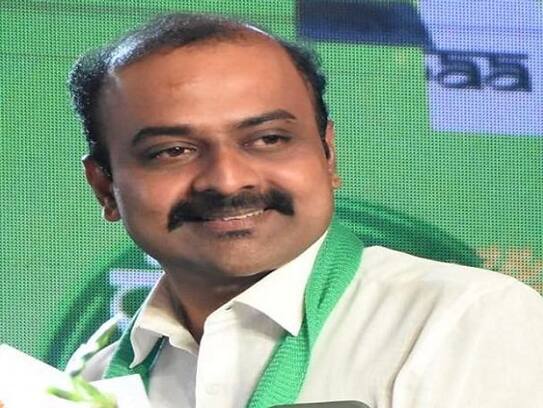 The world belongs to those who swim against the current Says Ajit Hanamakkanavar gvd