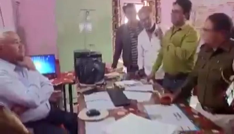 School hijab controversy unfolds in Rajasthan; Viral video captures parents' threatening staff (WATCH) anr