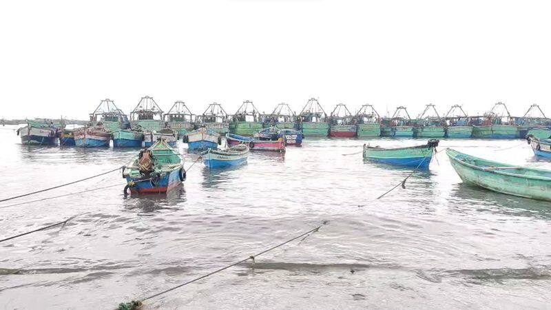 rameswaram fishermen continues second day protest against sri lankan coast guard in tamil Nadu vel