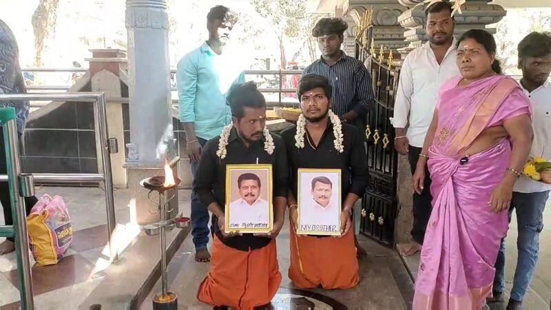 chennai high court lawyer did special prayer for former minister senthil balaji in ambur vel