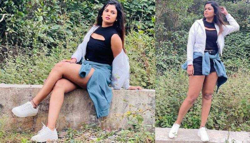 Bigg Boss fame Ariyana glory Latest Photos NSK 