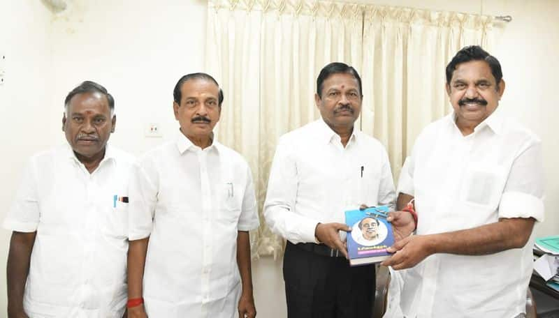 South Tamil Nadu president of Vishwa Hindu Parishad joins AIADMK KAK