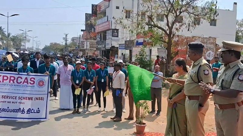 college students make awareness rally about cyber crime incidents in coimbatore vel