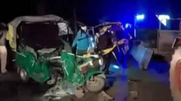 bihar lakhisarai accident 9 casualties 5 injuries truck autorickshaw collision XSMN