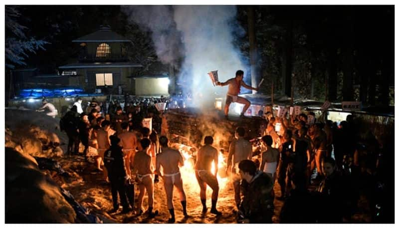 1250 year old festival of naked men ends japan because young men are not available bkg