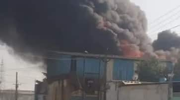 Fire broke out due to short circuit in chemical factory in Meerut owner got burnt fire brigade is busy in extinguishing the fire XSMN