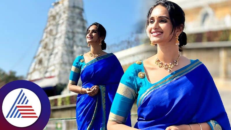 small screen anchor Kavya Shatry at Titupathi Tirumala Temple pav