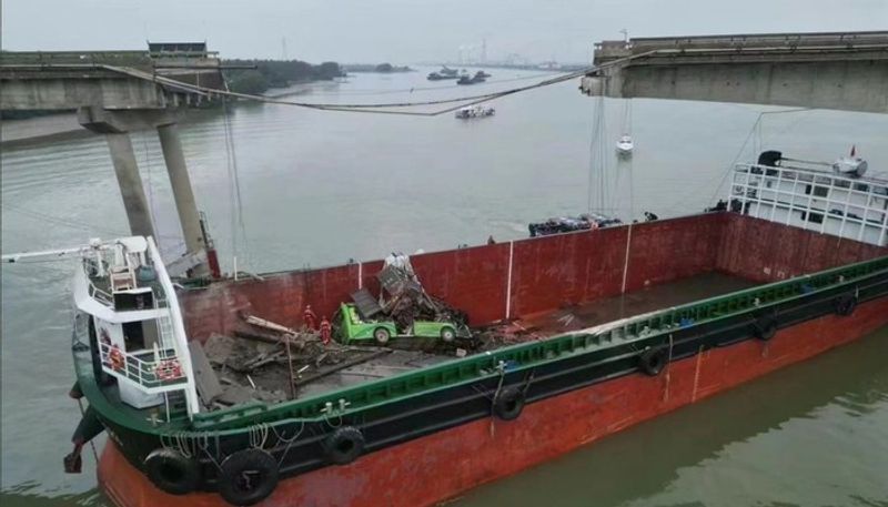 Viral Video: Tragic Guangzhou bridge collision wreaks havoc as public bus, four vehicles fall into Pearl River avv