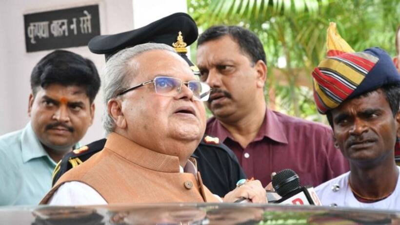 पूर्व गवर्नर सत्यपाल मलिक के आवास समेत 30 ठिकानों पर सीबीआई की रेड, 300 करोड़ रुपए के रिश्वत से जुड़ा मामला 