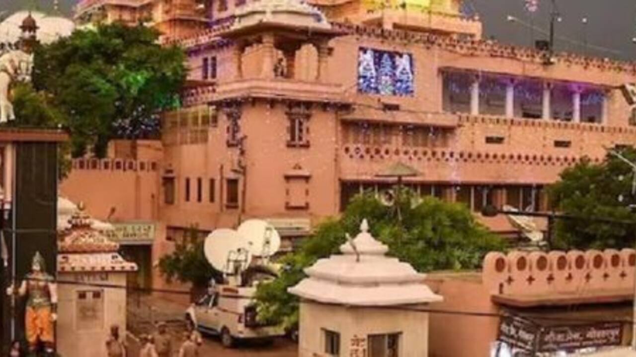 श्रीकृष्ण जन्माष्टमी-शाही ईदगाह मस्जिद विवाद: इलाहाबाद हाईकोर्ट में 18 अर्जियों पर एक साथ सुनवाई शुरू
