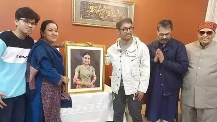 Aamir Khan Meets Suhani Bhatanagar Parents
