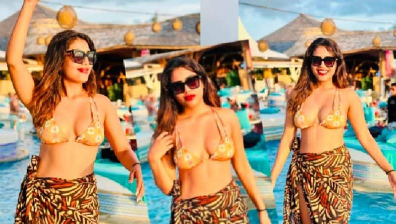 Actress Sara Annaiah Bold photos in Bikini, Netisens comment on her short dress Vin