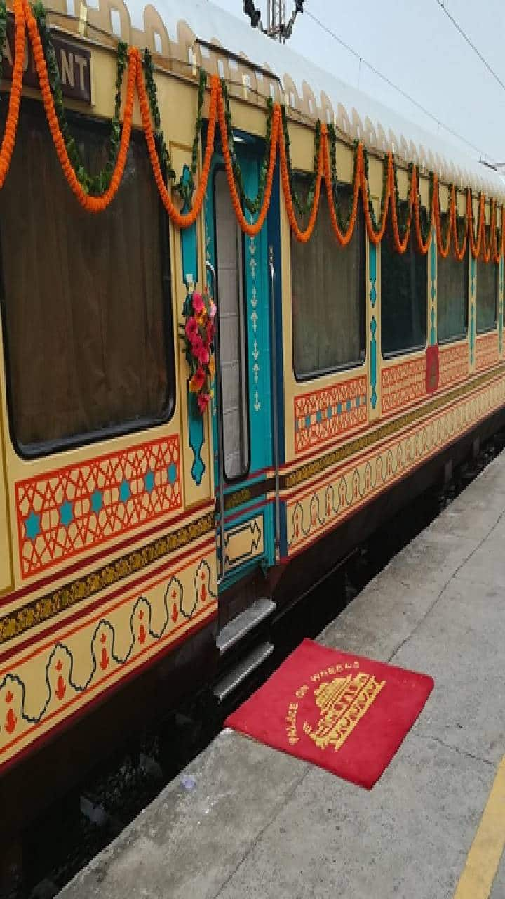 Your Dream of Getting Married on a Train Can Now Come True rajasthan-tourism-department palace-on-wheels iwh