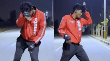 zomato delivery boy dance on shahid kapoor kriti sanon song uljhe jiya goes viral zkamn