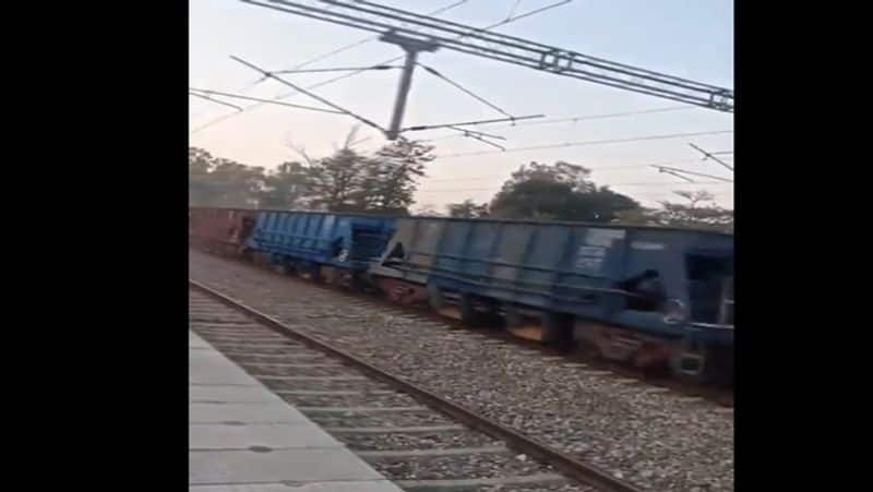 Freight train runs for over 70 km from Jammu and Kashmir to Punjab without drivers smp