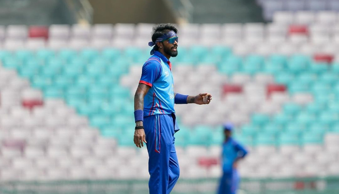 cricket 'Hardik Pandya kya chaand se utar ke aaya hai': Praveen Kumar slams BCCI over favouritism for Pandya (WATCH) osf