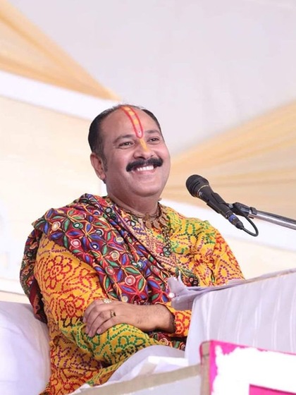 <p>पिछले दिनों एक प्रवचन के दौरान पं. प्रदीप मिश्रा ने बताया कि क्यों कभी किसी दूसरे के जूते-चप्पल नहीं पहनना चाहिए, इससे क्या नुकसान हो सकते हैं। आगे जानिए क्या कहा मिश्रा जी ने…</p>

<p> </p>
