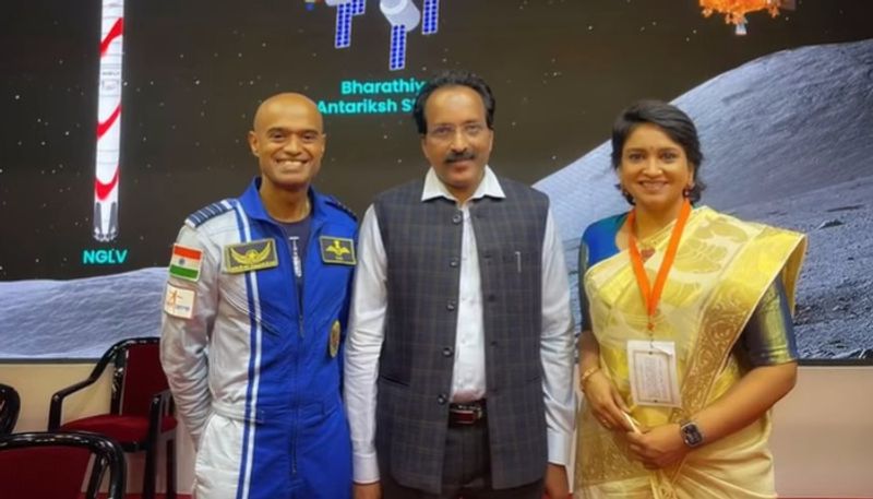 Malayalam actress Lena announces she is married to Gaganyaan Astronaut Group Captain Prashanth B Nair anr