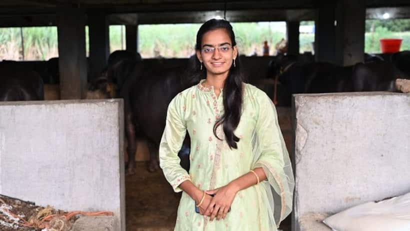 कभी भैंस चराती थी ये लड़की पिता दिव्यांग, अब एक करोड़ के कारोबार की मालकिन, हिम्मत देने वाली है ये कहानी