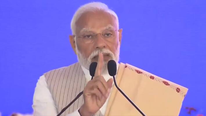 mODI IN BENGL