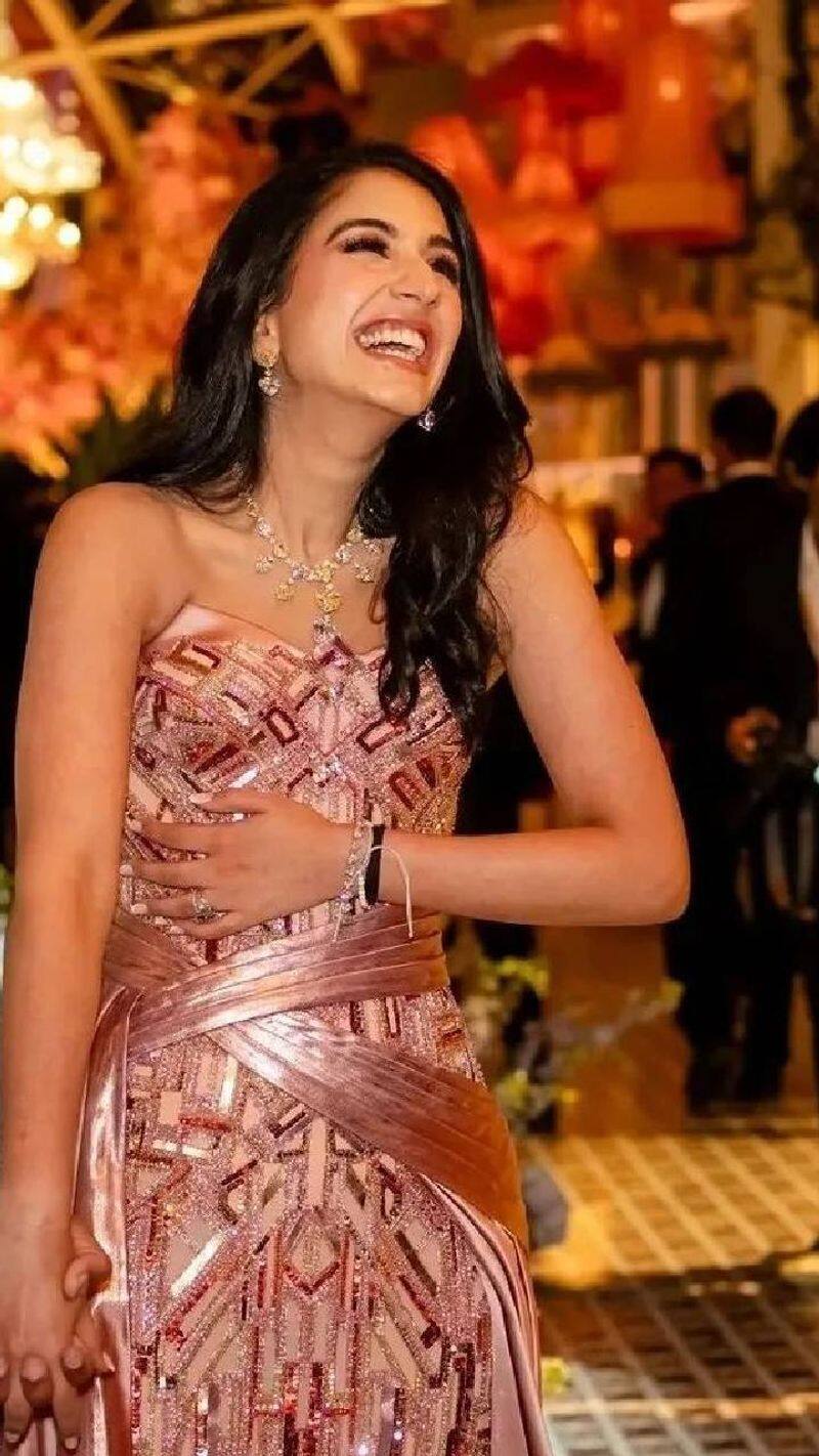 anant ambani radhika merchant pre wedding dimond jewellery of ambani family radhika isha ambani nita ambani shloka mehta xbw