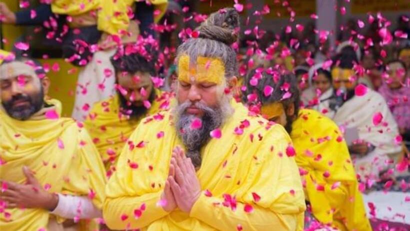 प्रेमानंद महाराज: ‘कब होती है पत्नी की असली परीक्षा, पति का आचरण ठीक न हो तो क्या करें?’   