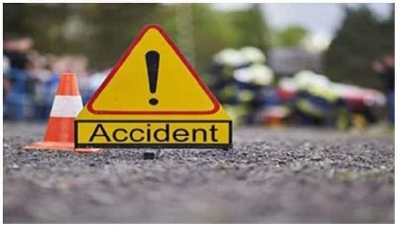 3 Three Years Old Boy Dies Due to KKRTC Bus collision in Hosapete grg 